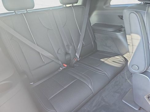 New 2026 Cadillac Vistiq Sport image 12