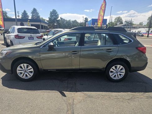 Used 2019 Subaru Outback 2.5i AWD/4WD image 8