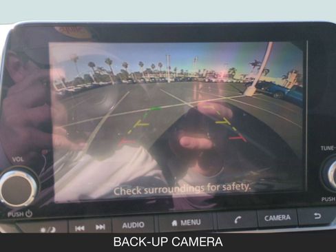 Certified 2025 Nissan Rogue SV image 18