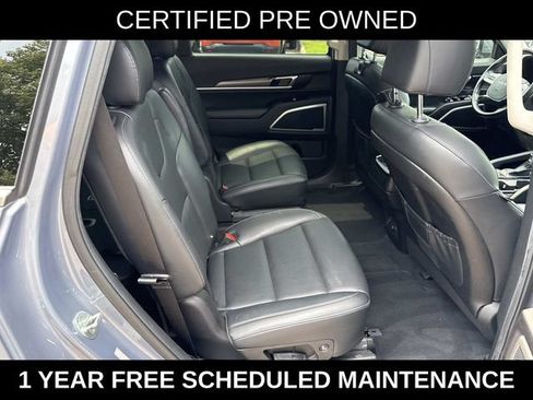 Used 2022 Kia Telluride S FWD image 11
