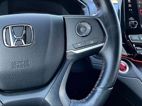 Used 2023 Honda Odyssey Sport image 11
