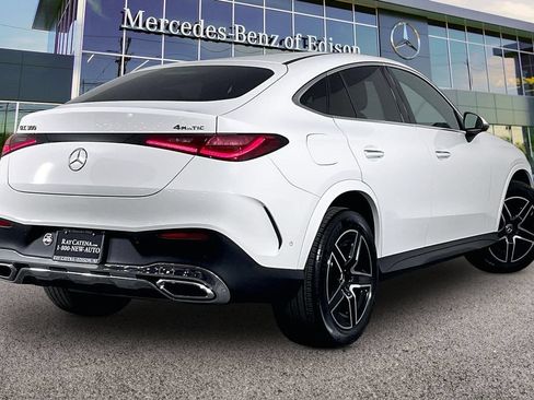 Certified 2025 Mercedes-Benz GLC 300 4MATIC image 10