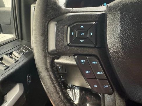 Used 2019 Ford F150 XLT w/ Equipment Group 302A Luxury AWD/4WD image 17
