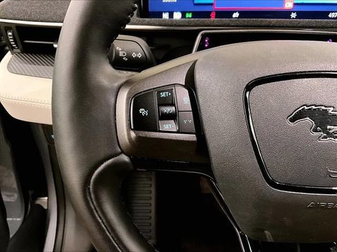 Used 2022 Ford Mustang Mach-E Premium AWD/4WD image 17