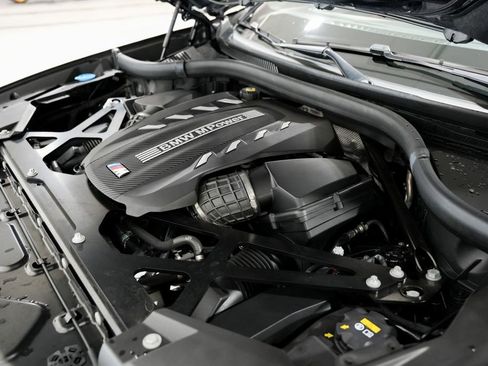 Used 2022 BMW X6 M w/ Competition Package image 40