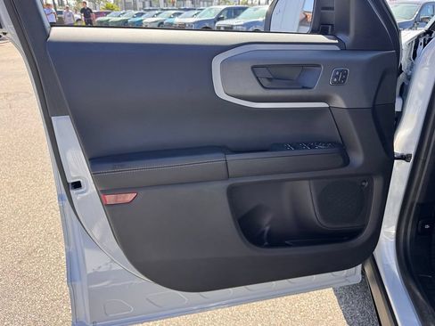 Used 2026 Ford Bronco Sport Outer Banks w/ Sasquatch Outer Banks Package AWD/4WD image 15