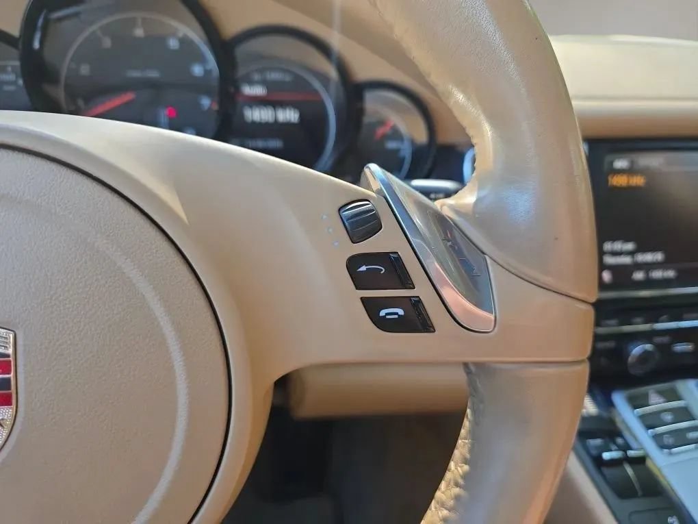 Used 2011 Porsche Panamera 4 AWD/4WD image 18
