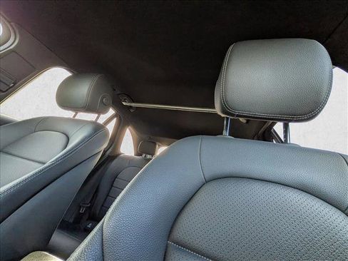 Used 2022 Mercedes-Benz GLC 300 image 15