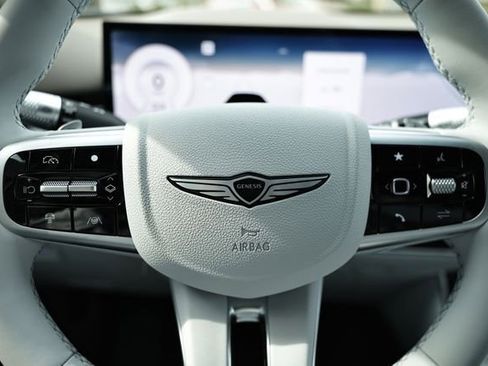 New 2026 Genesis GV70 2.5T Advanced AWD/4WD image 31