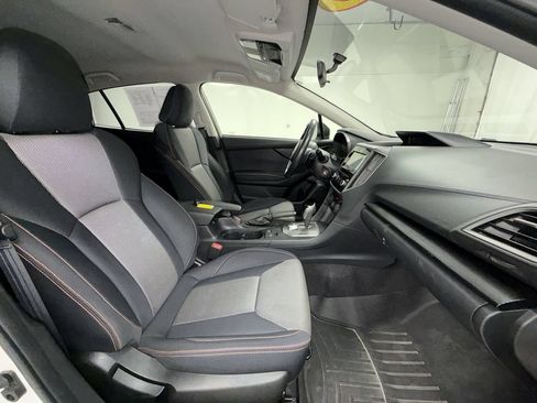 Used 2019 Subaru Crosstrek 2.0i Premium AWD/4WD image 18