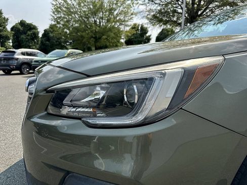 Used 2018 Subaru Outback 2.5i AWD/4WD image 9