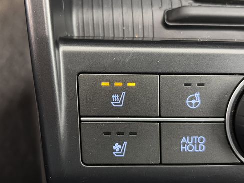 Used 2024 Hyundai Kona Limited AWD/4WD image 27