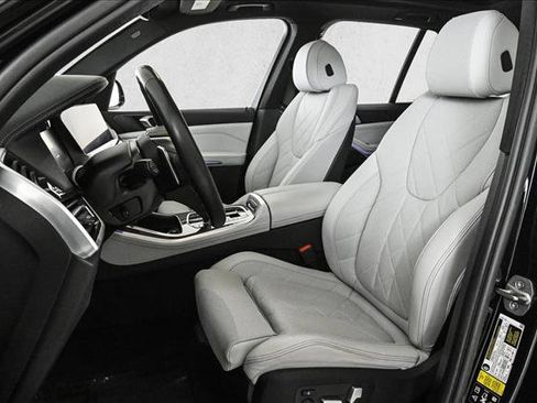 Used 2023 BMW X5 xDrive40i image 17