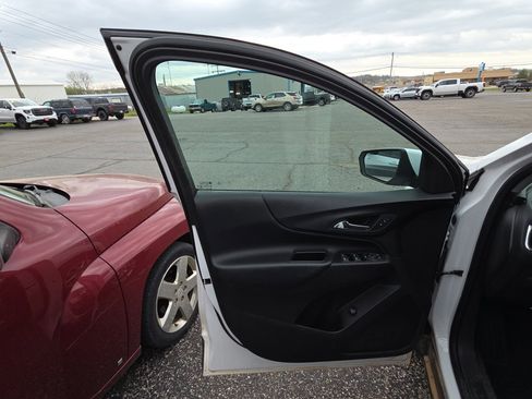 Used 2022 Chevrolet Equinox LT image 7