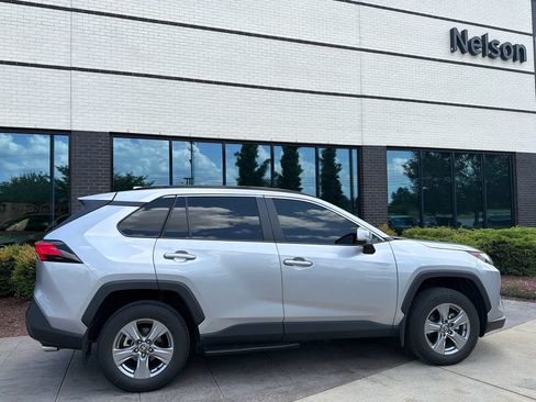 Used 2024 Toyota RAV4 XLE w/ Convenience Package AWD/4WD image 4