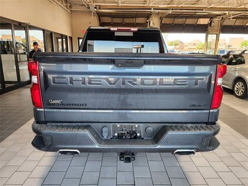 Used 2021 Chevrolet Silverado 1500 RST AWD/4WD image 5
