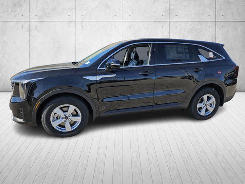 New 2026 Kia Sorento LX image 3