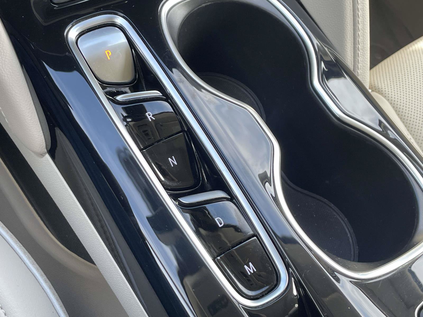 Certified 2023 Buick Envision Avenir AWD/4WD image 29