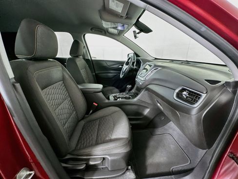 Used 2019 Chevrolet Equinox LT FWD image 30