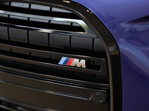 New 2027 BMW M440i Convertible w/ Premium Package RWD image 2