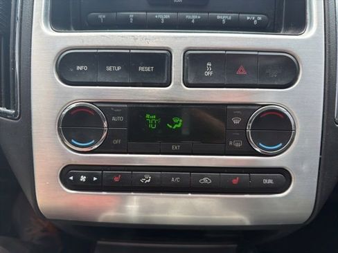 Used 2010 Ford Edge Limited AWD/4WD image 26