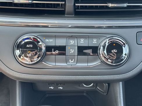 New 2026 Buick Envista Preferred w/ Advanced Safety Package image 18