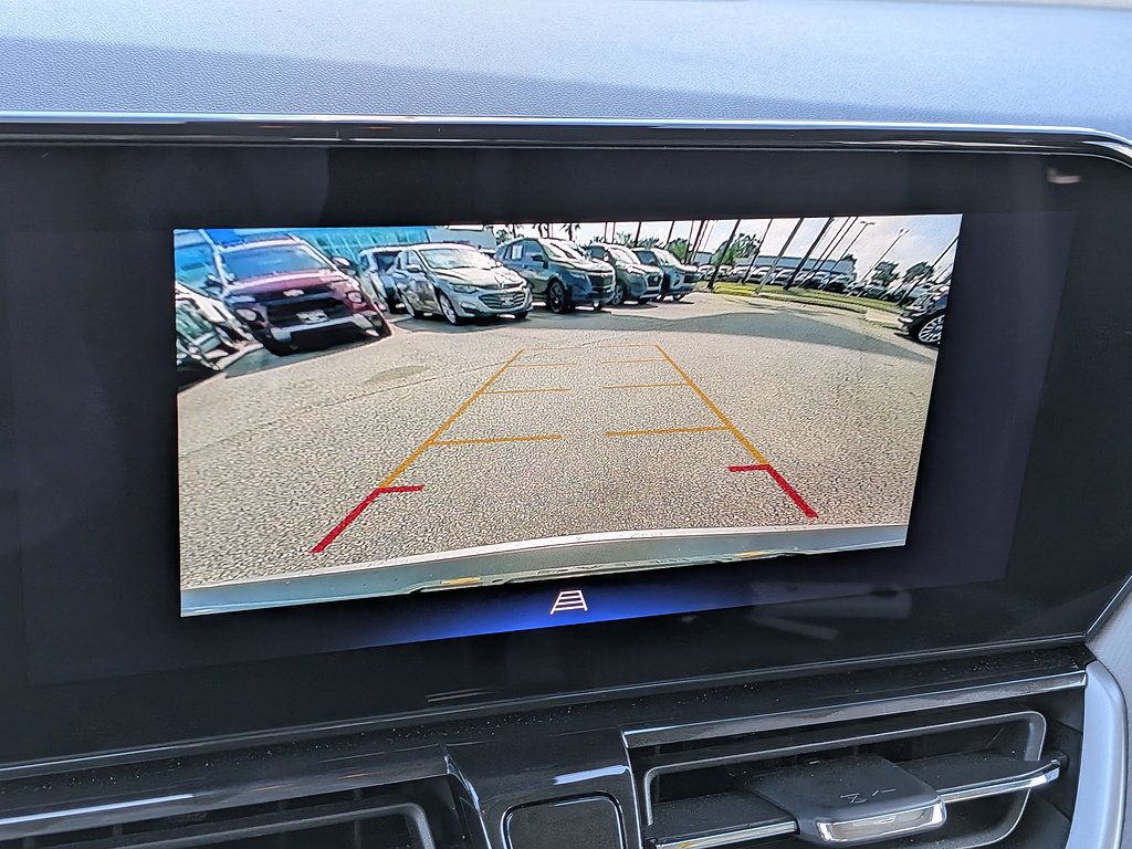 Used 2025 Chevrolet TrailBlazer LT w/ Driver Confidence Package FWD image 19