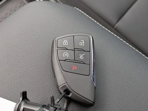 New 2025 Chevrolet Blazer EV LT w/ Super Cruise Package image 48