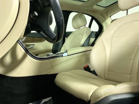 Used 2017 Mercedes-Benz C 300 4MATIC Sedan image 18