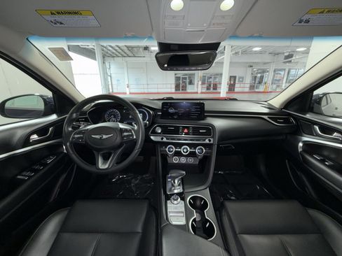 Used 2023 Genesis G70 2.0T image 23