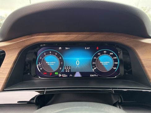 Certified 2024 Volkswagen Atlas SE image 16