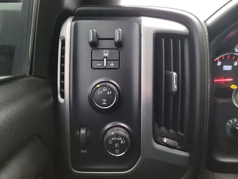 Used 2015 GMC Sierra 2500 SLE w/ SLE Preferred Package image 12