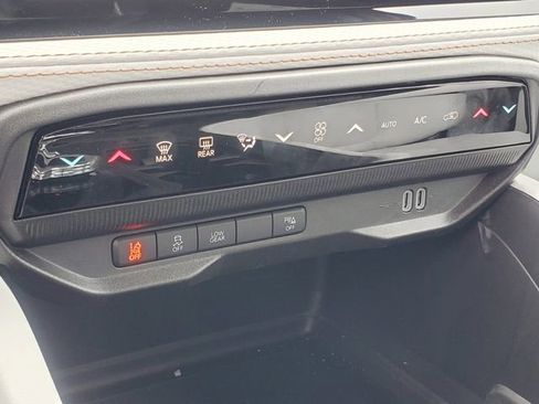 New 2026 Jeep Cherokee Limited AWD/4WD image 23