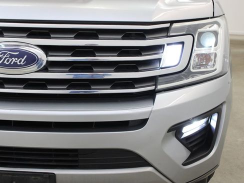 Used 2020 Ford Expedition XLT w/ Equipment Group 201A image 7