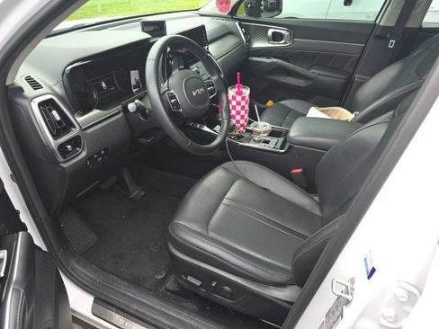 Used 2022 Kia Sorento SX FWD image 5