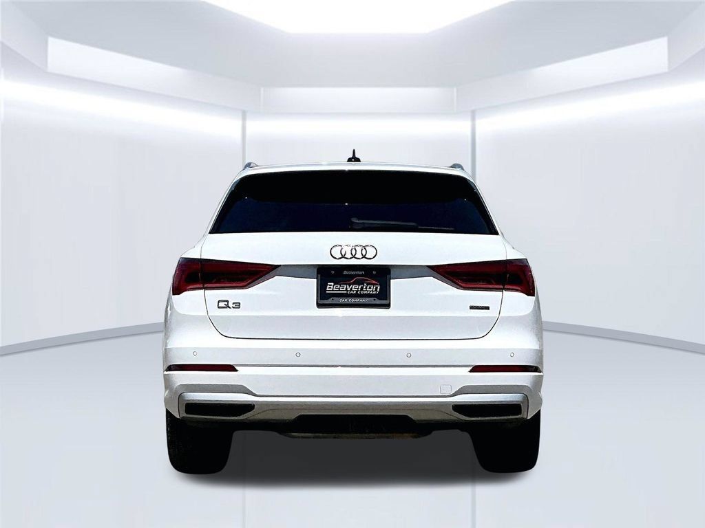 Used 2021 Audi Q3 2.0T Premium w/ Convenience Package AWD/4WD image 6