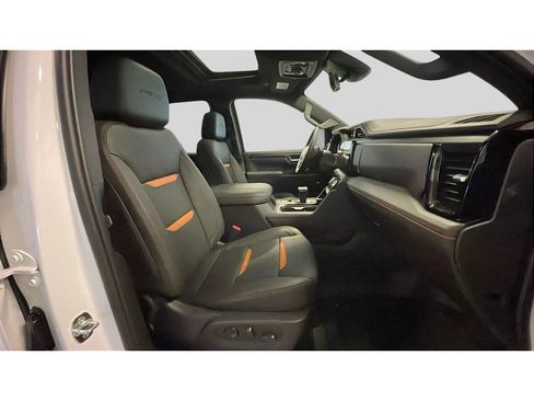 New 2026 GMC Sierra 1500 AT4 w/ Technology Package image 16