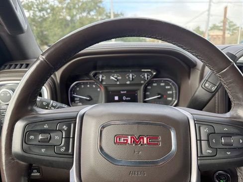 Used 2019 GMC Sierra 1500 SLT w/ SLT Premium Plus Package image 10