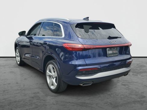 Used 2025 Audi Q5 Premium w/ Premium Plus AWD/4WD image 3