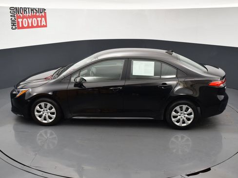 Used 2024 Toyota Corolla LE FWD image 17
