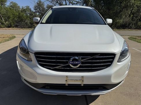 Used 2017 Volvo XC60 T5 Inscription w/ Preferred Option Package FWD image 4