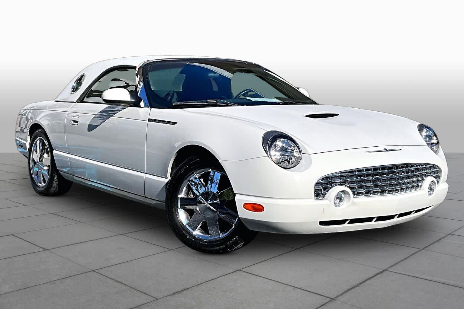 Used 2002 Ford Thunderbird RWD image 2