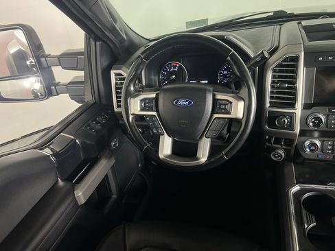 Used 2021 Ford F450 Platinum w/ FX4 Off-Road Package image 15