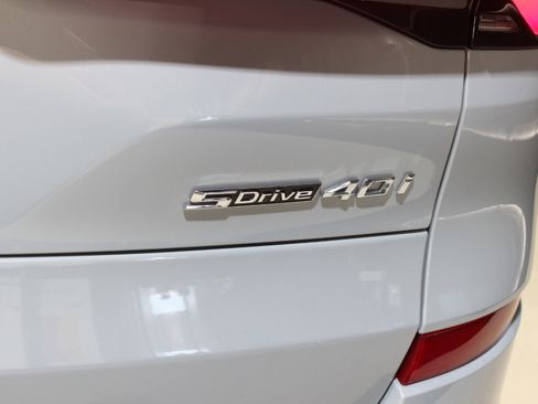 Used 2024 BMW X5 sDrive40i w/ M Sport Package image 16