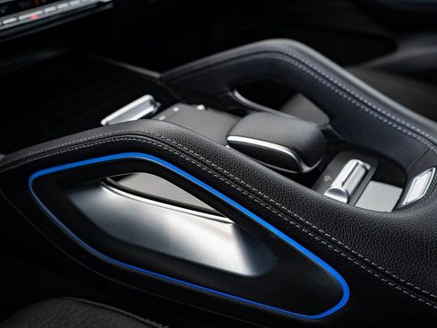 Used 2024 Mercedes-Benz GLS 450 4MATIC image 40