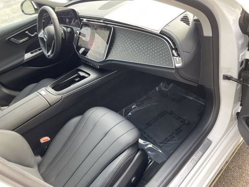 New 2026 Mercedes-Benz E 350 Sedan image 43