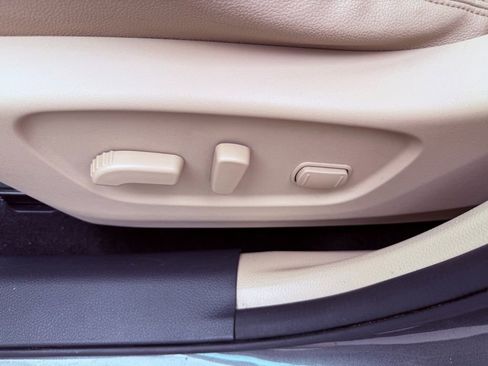 Used 2017 Nissan Rogue SL w/ SL Premium Package image 22