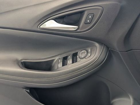 Certified 2023 Buick Encore GX Preferred w/ Cold Weather Comfort Package FWD image 25