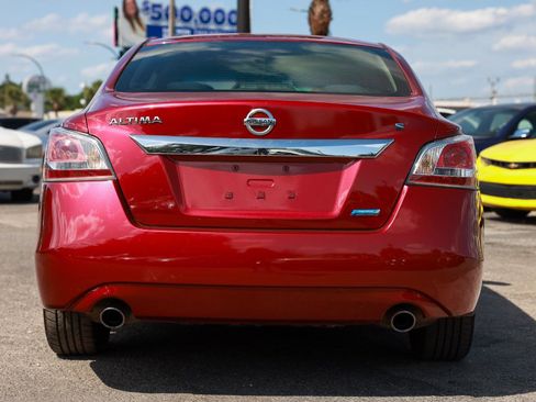 Used 2014 Nissan Altima 2.5 S FWD image 7