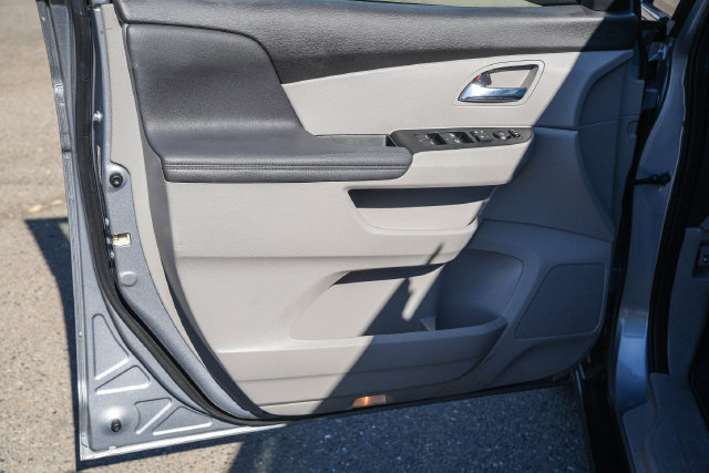 Used 2016 Honda Odyssey EX-L image 23
